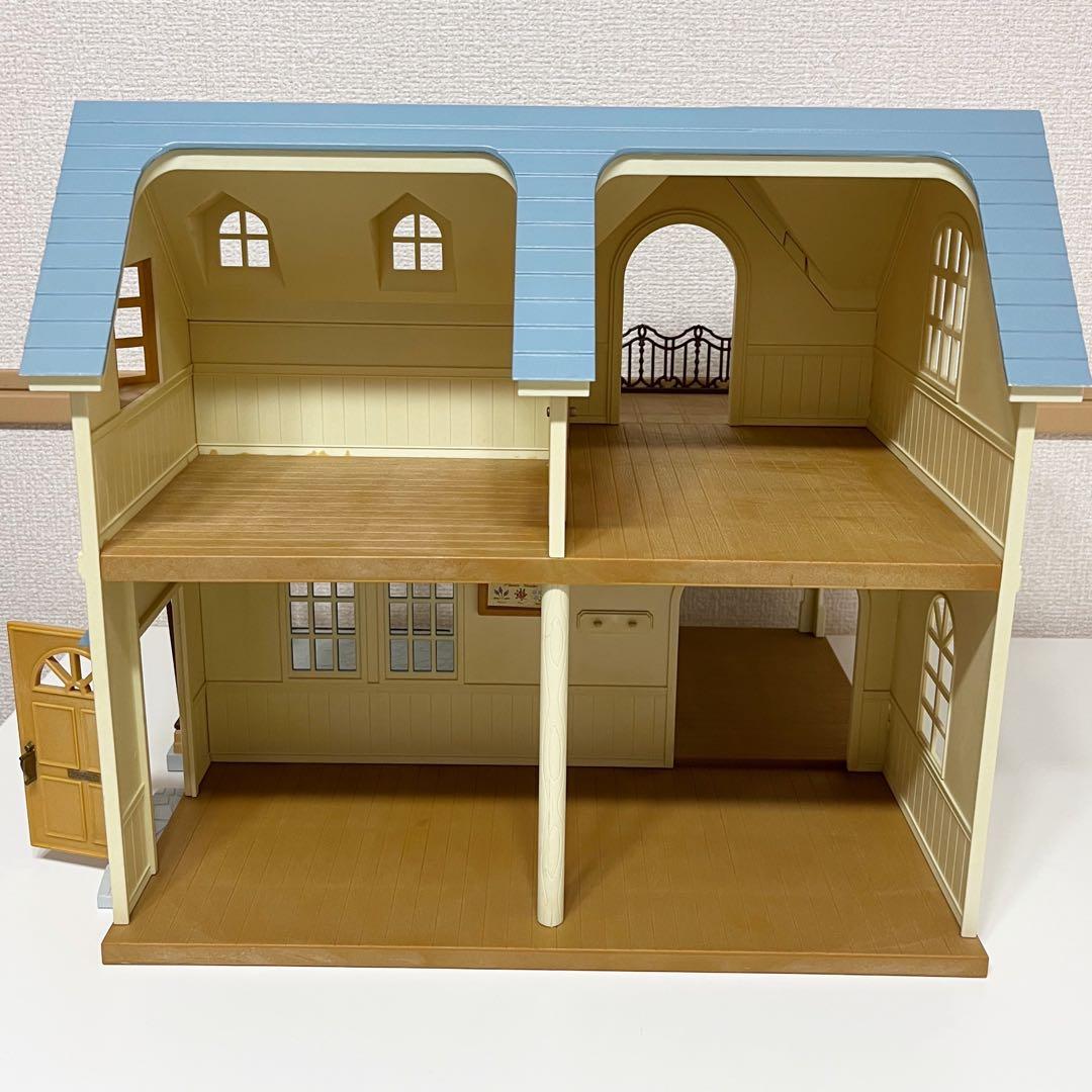 《シルバニア》青い屋根のお家 その他小物セット