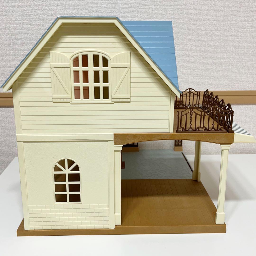 《シルバニア》青い屋根のお家 その他小物セット