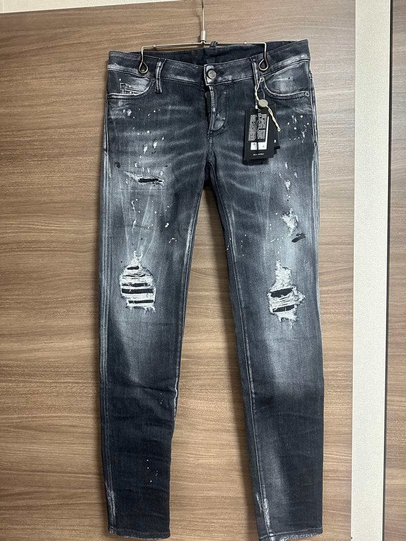 DSQUARED2デニムパンツ