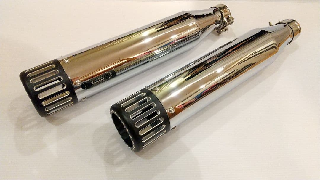 ハーレー   ダイナ用マフラー『BEYOND』