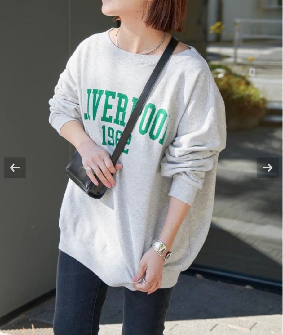 ルーズロゴスウェット