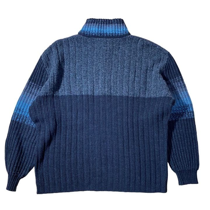 【完全一点物】秀逸デザイン イタリア製 ハイネック ニット