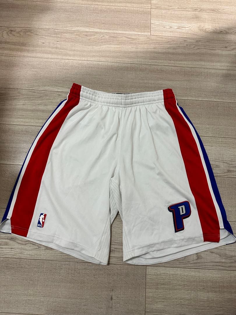 NBA オーセンティックショーツ