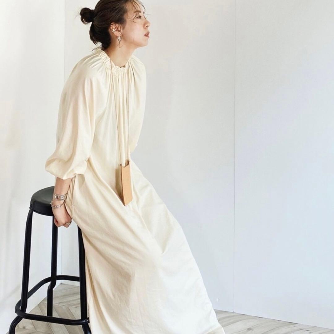TODAYFUL Neck Gather Dress アイボリー