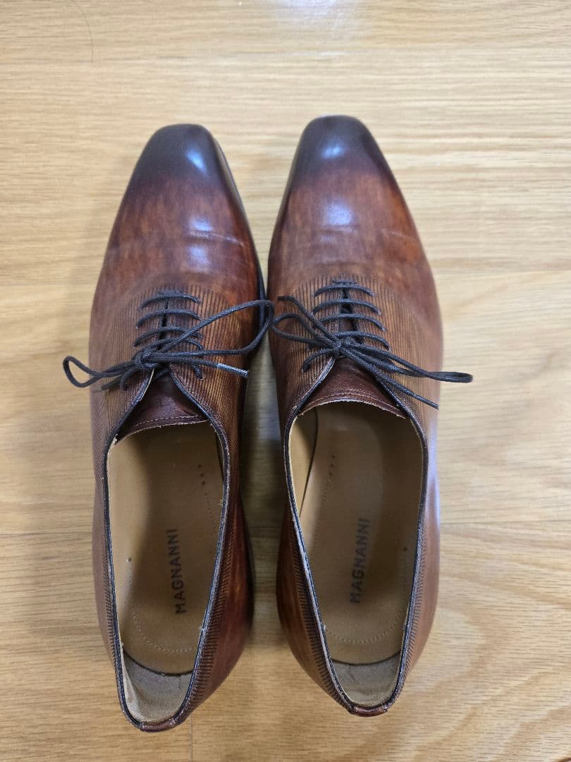 マグナーニ革靴42茶色ブラウン
