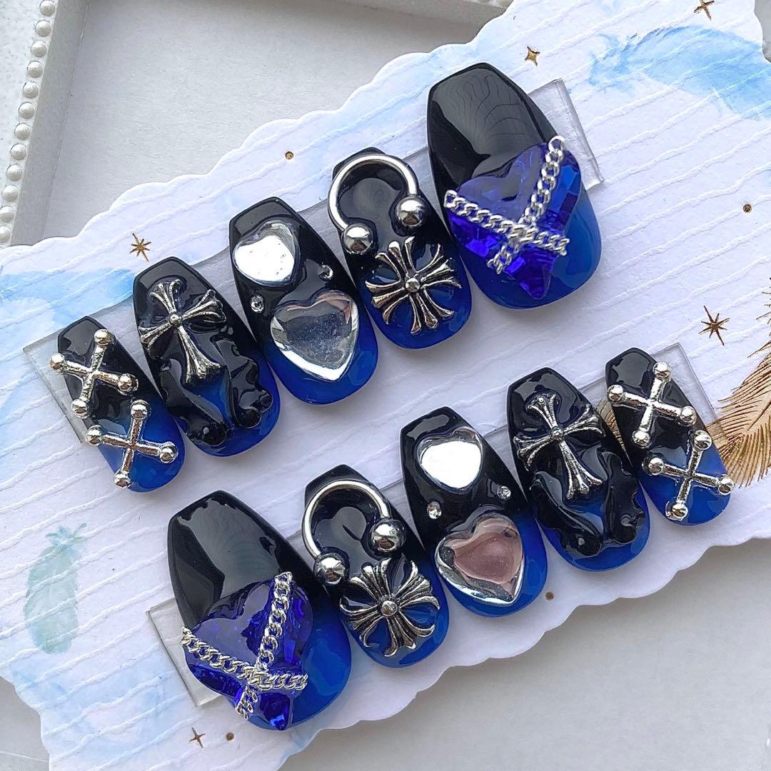 ネイルチップ 量産型 地雷 サブカル ブラック ブルー ハート ピアス 十字架