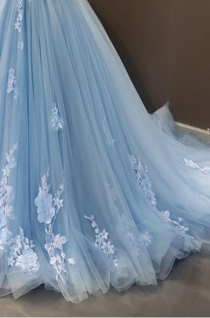 C193  人気 オフショル プリンセスラインフレアスカート ウエディングドレス