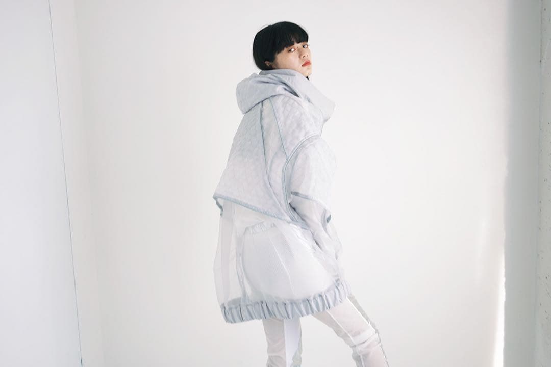 balmung 21SS07 キルトオーガンジ―ハイネックビッグパーカー 灰