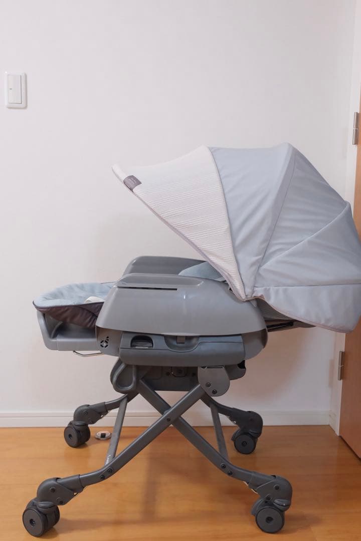 Combiネムリラ AUTO SWING BEDi Long スリープシェルEG