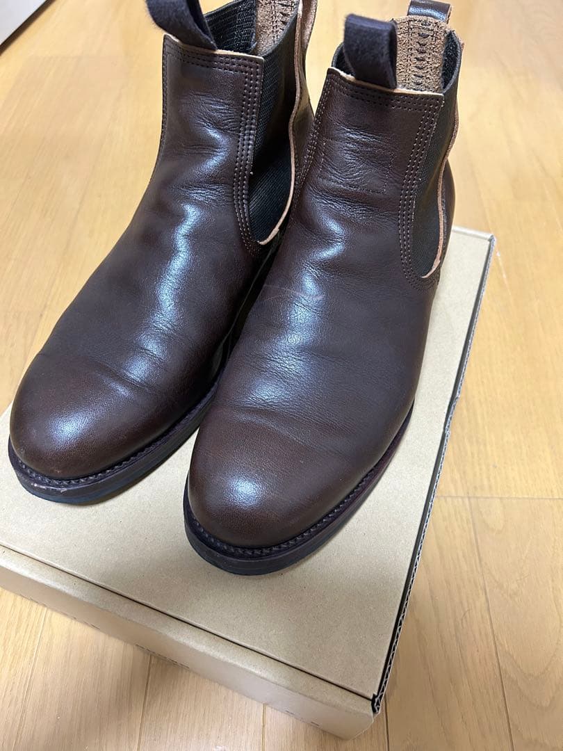 アットラスト サイドゴアブーツ