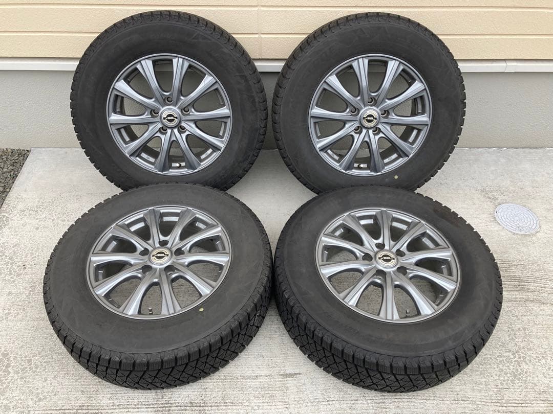 215/70R16 ブリヂストン スタッドレスタイヤ&ホイール4本セット