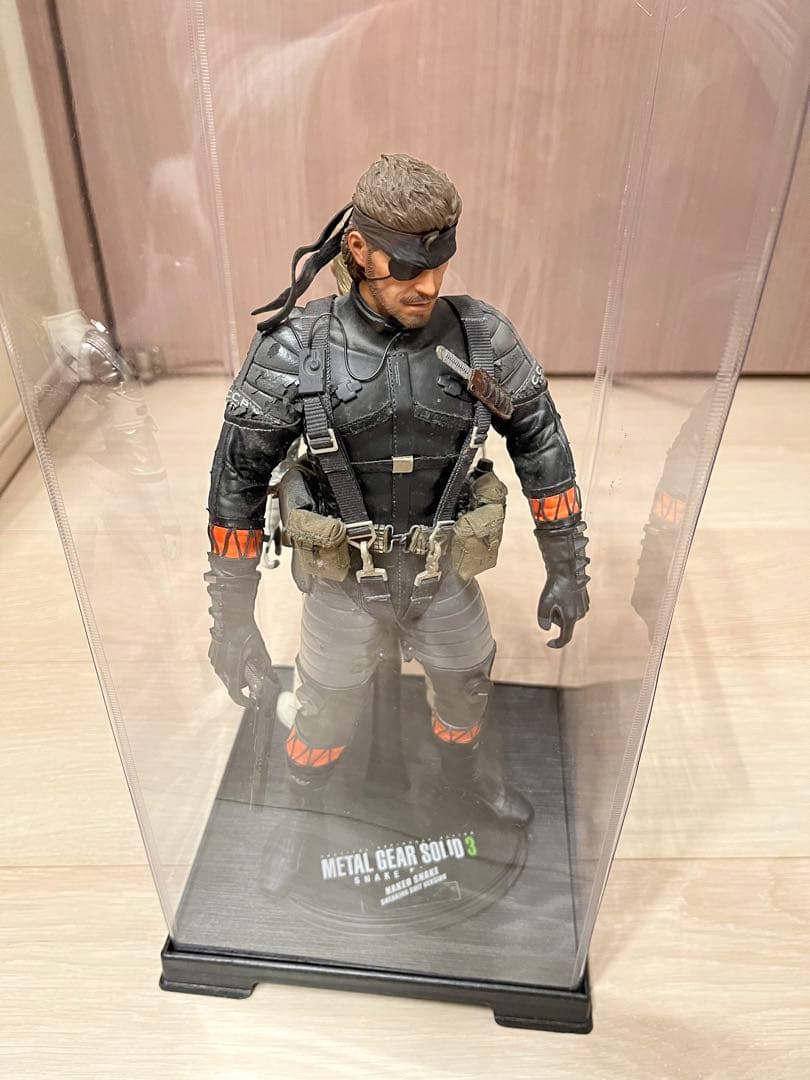 メタルギアソリッドスネークザ・ボスフィギュア