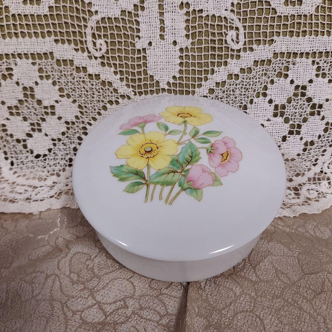 昭和レトロ蓋付き器